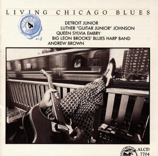 the album cover for Living Chicago Blues - Living Chicago Blues 4 / Various