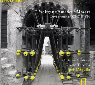 the album cover for Oracio Tuccella - Divertimenti [Digipak]