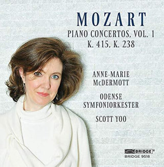 the album cover for Mozart / Mcdermott / Odense Symfoniorkester - Piano Concertos 1