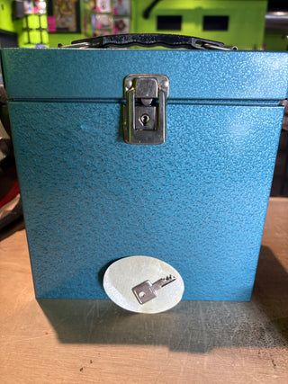 Vintage Metal 7" Carrying Case W/ Lock & Key, Blue