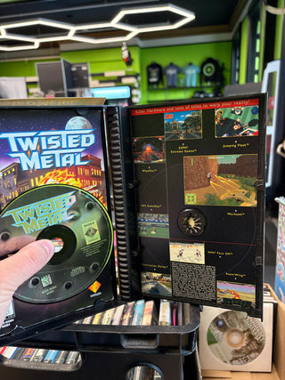 Twisted Metal (Long Box) (Wear To Box & Damage To Inner Tray) (PS1)
