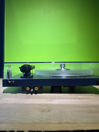Pro-Ject Debut Carbon EVO Blue Satin Turntable (UPGRADED)