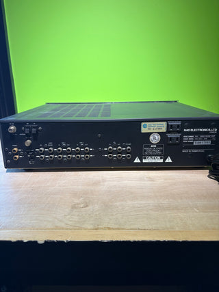 NAD 1600 Preamp / Tuner