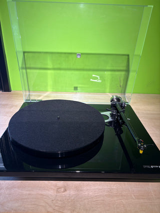 Rega RP6 Turntable