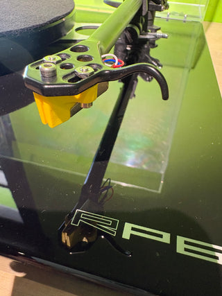 Rega RP6 Turntable