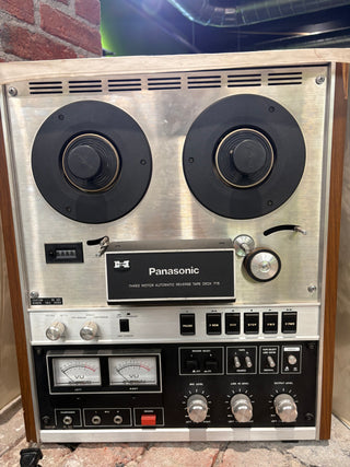 FOR PARTS ONLY!!! Panasonic RS-715US Reel to Reel Player (DOES NOT WORK, FINAL SALE NO RETURNS!)
