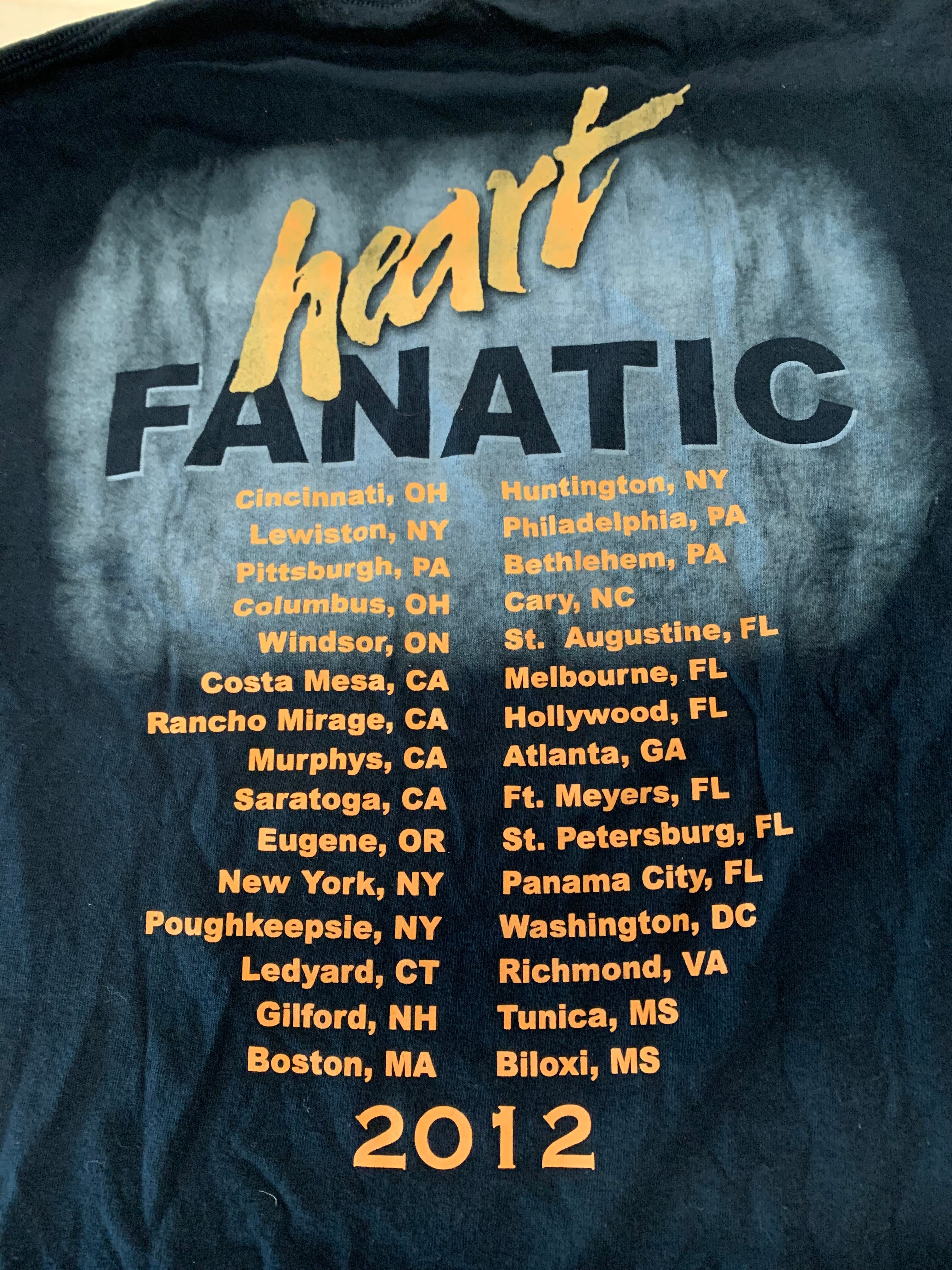 Heart Fanatic Tour 2012 T-Shirt, Black, L