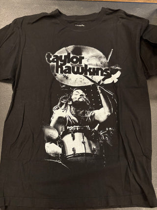 Taylor Hawkins Tribute 2022 Photo T-Shirt, Black, L