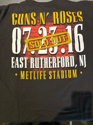 Guns N Roses Sold Out Metlife Stadium 2016 T-Shirt, Black, L
