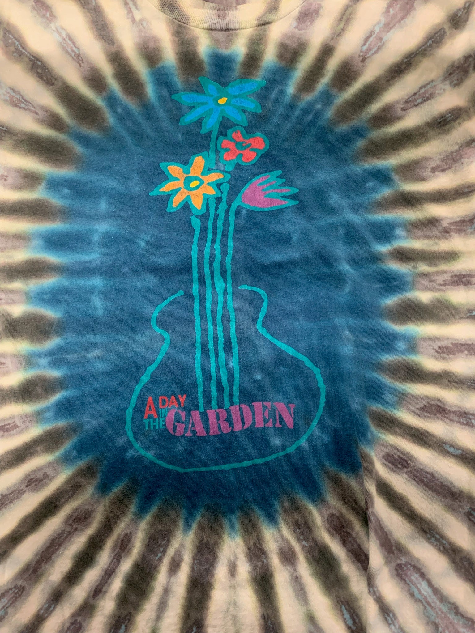 Day In The Garden 1998 Flower Guitar Shirt, Tie Dye, M