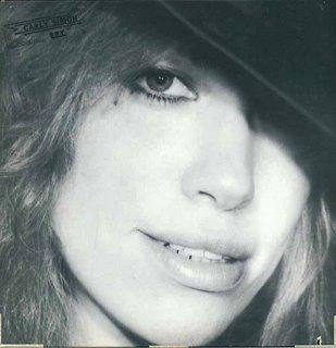 Carly Simon- Spy (Hole Punch)