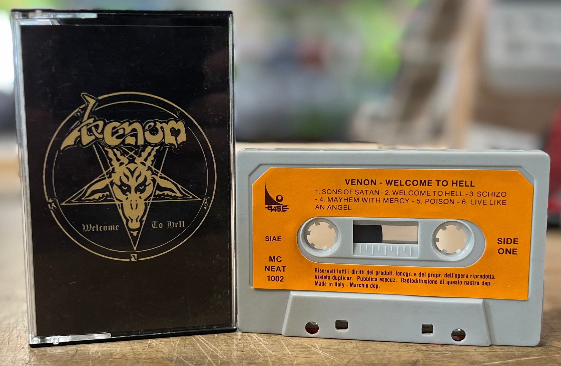 Venom- Welcome To Hell (Italian Press) - Darkside Records