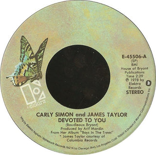 Carly Simon And James Taylor- Devoted To You/ Boys In The Trees