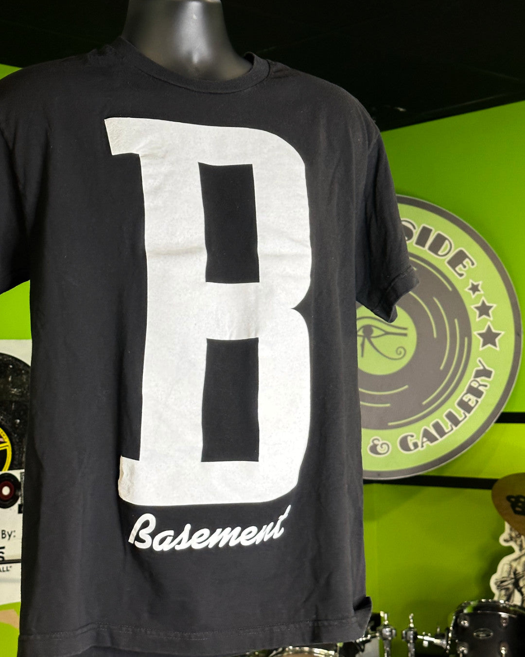 Basement B Logo T-Shirt, Blk, L - Darkside Records